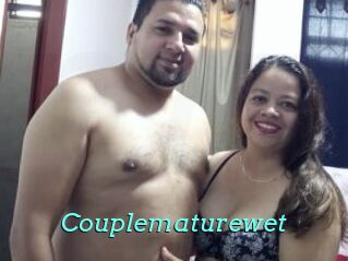 Couplematurewet